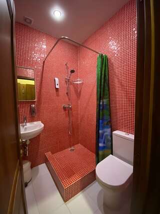 Отель Чкалов Адлер Люкс с кроватью размера «king-size» и балконом-5