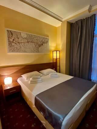 Отель Чкалов Адлер Стандартный двухместный номер с 1 кроватью или 2 отдельными кроватями-3